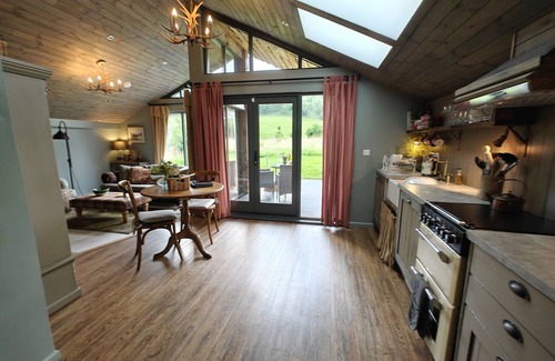 Kendal Cottage | The Hare's Shack