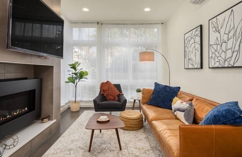East Queen Anne House | The Haven - A Stylish Townhome on Queen Anne
