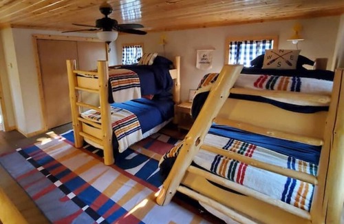 Gordon House | The HAVEN Haus River Retreat