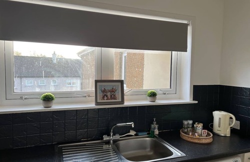 Helensburgh Apartment | The Heilan' Coo Apartment