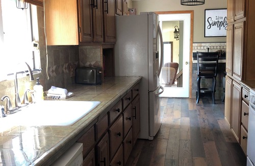 Rapid City House | The HEAVENLY Retreat, BEAUTIFUL HOME, YARD, & DECK