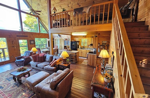 Topton Cabin | The Hemlock Haven at Nantahala Lake