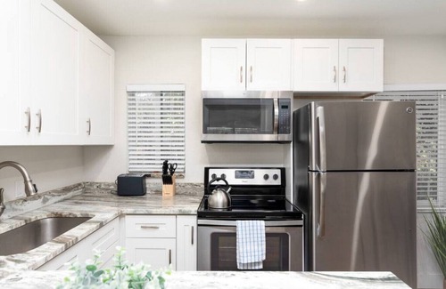 Lake Ridge Apartment | The Hideaway at Lake Ridge #1