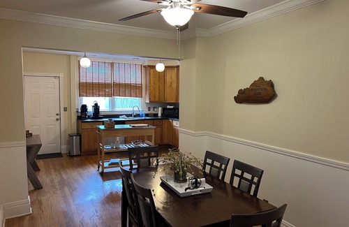 Highlands House | The Highland Fling, LOCATION, Walk to everything, restaurants & bourbon bars!