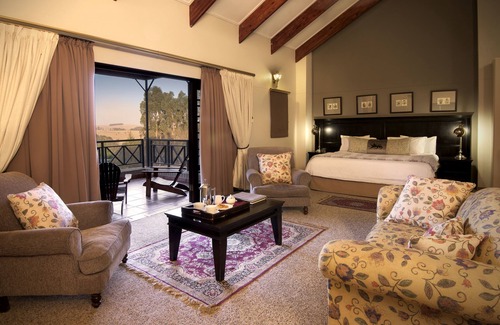 Dullstroom House | The Highlander Hotel