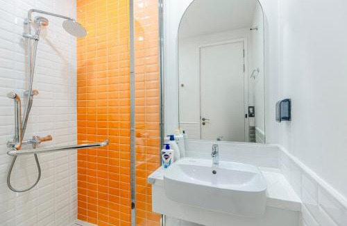Cua Duong Apartment | The Hillside
