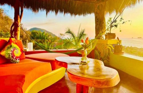La Manzanilla House | The Hippie Palace a sublime experience