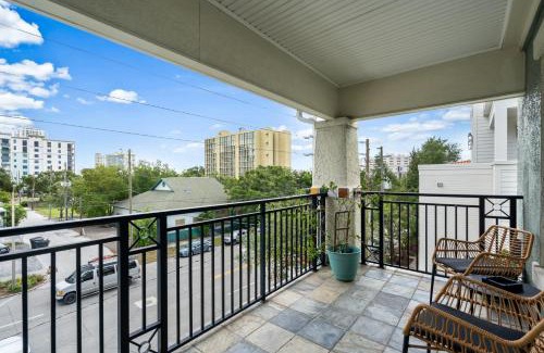 St. Petersburg Apartment | The Hipster Studio in DTSP