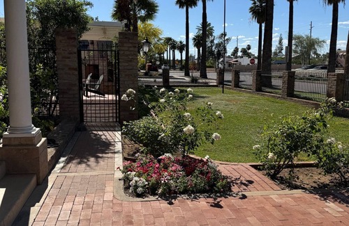 Roosevelt House | The Historic Harry J. Felch House - Prime Location