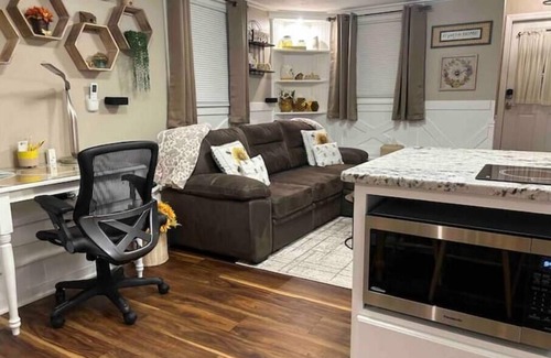 Billerica Apartment | The Hive: A Honeybee-Themed Retreat. Wi-fi, Video Games, EV Charger, Garden View