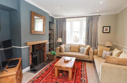 Bamburgh House | The Hollies