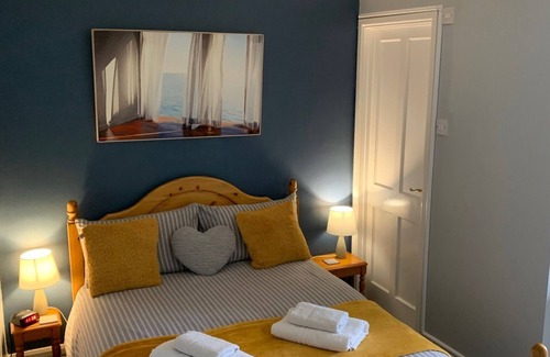 Cambridge Bed & Breakfast | The Holly Tree