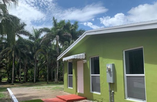 Cooper City House | The home is cozy and fully equipped with all amenities