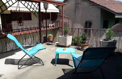 Moncrivello House | the home of the grandparents P1 °