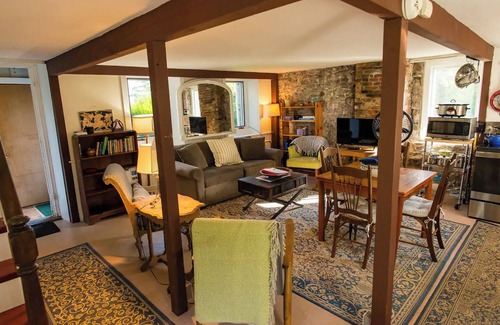 Gloucester House | The Homestead: Elegant Victorian & Maids Quarters