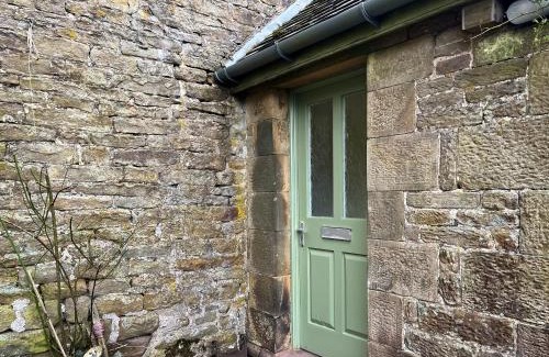Hollinsclough House | The Homestead