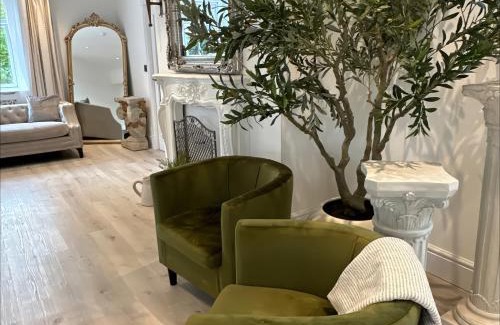 Winterley House | The House at School Farm