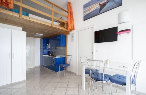 Marine de Saint Ambroggio House | THE HOUSE GLEAMING IN THE RAYS OF THE SETTING SUN