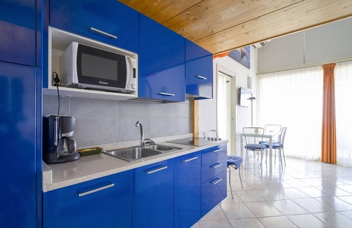 Marine de Saint Ambroggio House | THE HOUSE GLEAMING IN THE RAYS OF THE SETTING SUN
