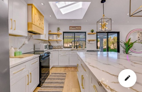 Huntington Beach House | The house is at the intersection the food service center -beach-bank