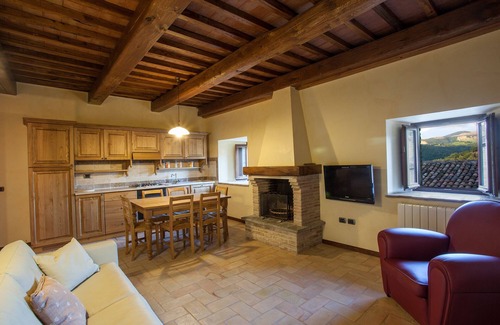 Camerino Apartment | The House of Hills