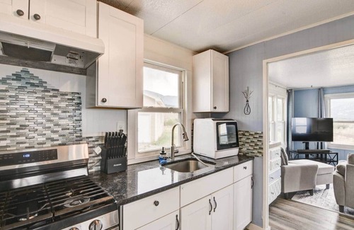 Nathrop House | The House On The Road Less Traveled