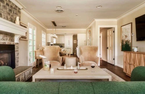 Starkville House | The Howell House - Picturesque Countryside Retreat