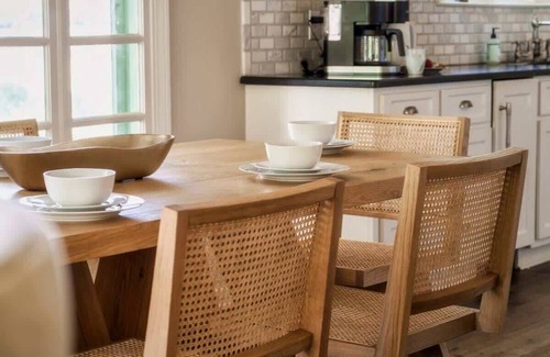 Starkville House | The Howell House - Picturesque Countryside Retreat