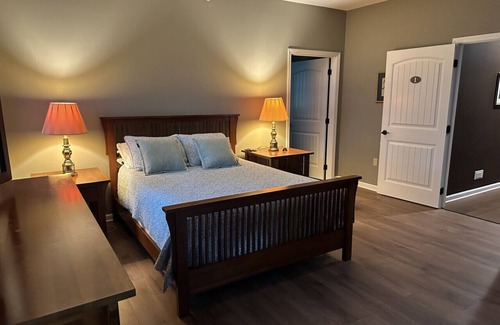 Pittstown Bed & Breakfast | The Inn at Peacefield Farms