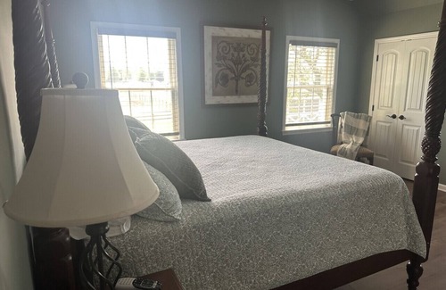 Pittstown Bed & Breakfast | The Inn at Peacfield Farms