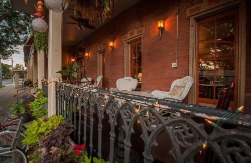 Saratoga Springs Hotel | The Inn at Saratoga