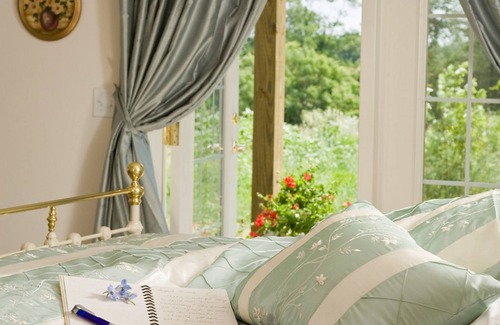 Hummelstown Bed & Breakfast | The Inn at Westwynd Farm B&B