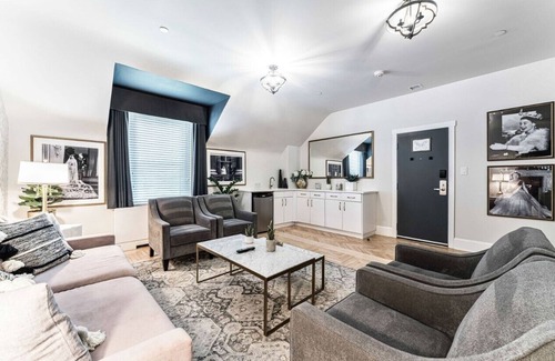 Currie Barracks Hotel | The Inn on Officers Garden