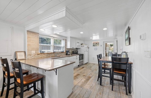 Surf City Condo | The Iron Seahorse Orlop | Steps to the Beach Access!