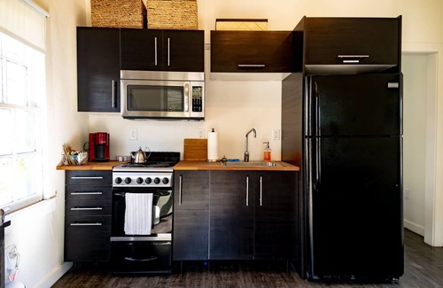 Seville Historic District Cottage | The Jesse: Cottage in Historic Downtown Pensacola