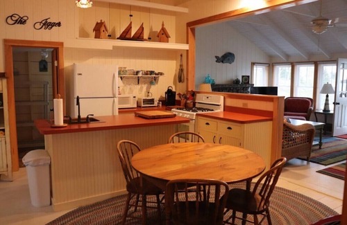 Ocean Point Apartment | The Jigger by Sea Maine