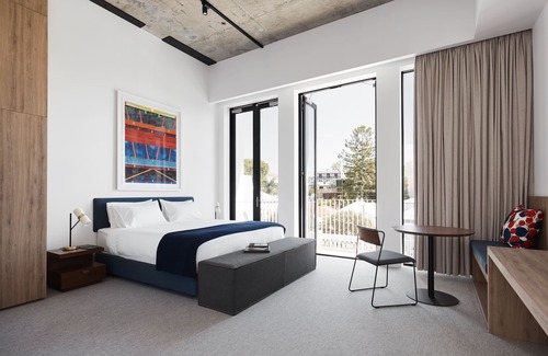 Spring Hill Hotel | The Johnson Brisbane - Art Series
