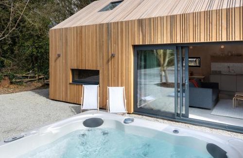 Etchinghill House | The Joiners Rest