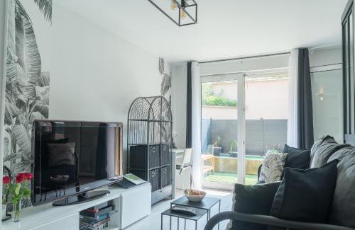 Quartier Centre Ville Apartment | the Jungle Loft PARIS-TGV-ORLY confort