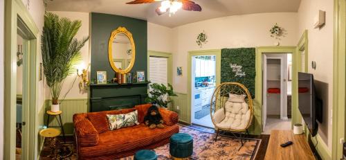 Savannah Victorian District Apartment | The Jungle Nook - Themed Getaway,Backyard,Grill
