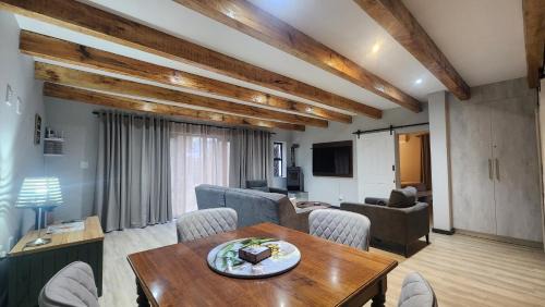Montagu Apartment | The Karoo Condo