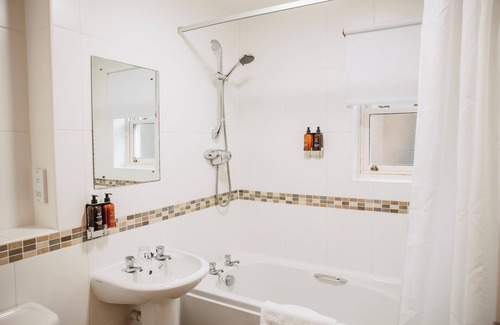 Crawcrook Cabin | The Keelman and Big Lamp Brewery