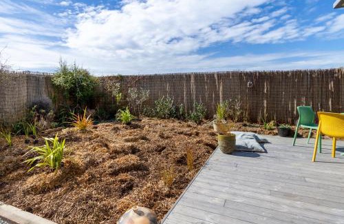 Waimairi Beach Apartment | The Keep - Waimairi Beach