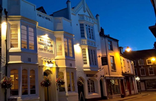 Louth Hotel | The Kings Head