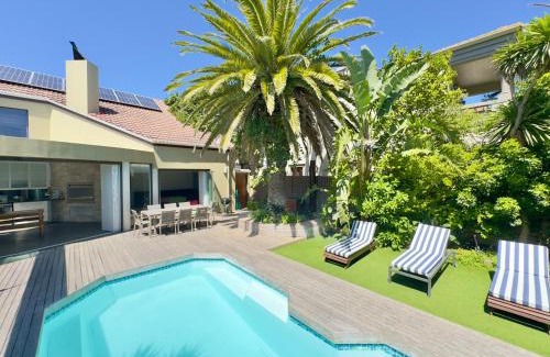 Sunset Beach Villa | The Kite Villa - Luxury Guesthouse