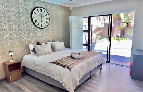 Sunset Beach Villa | The Kite Villa - Luxury Guesthouse