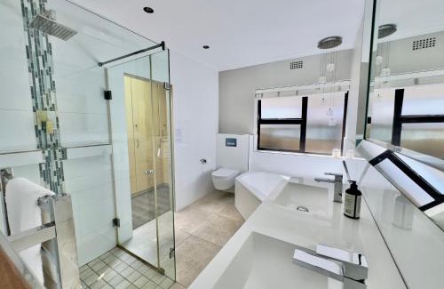 Sunset Beach Villa | The Kite Villa - Luxury Guesthouse