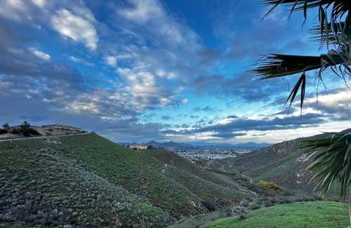 Riverside House | The Lake Hills Reserve House