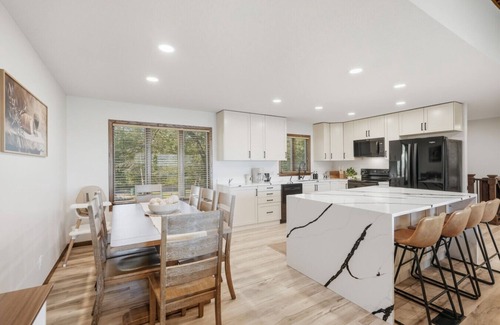 Hudson House | The Lake House | Faith-Focused Retreat + Sauna