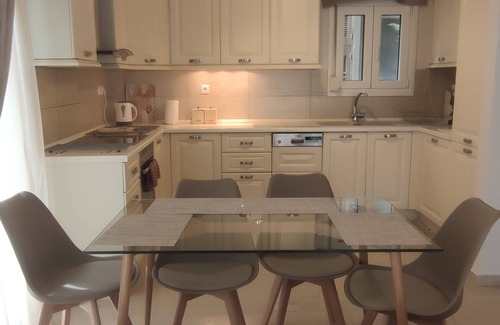 Ioannina House | The Lake's Pearl.relax in lux Property.beautiful View.lake,mountains,swim Pool